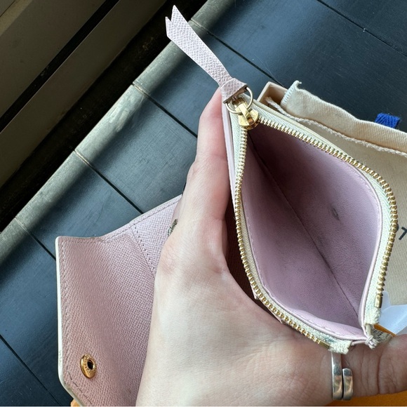 LV Victorine wallet - Picture 10 of 15